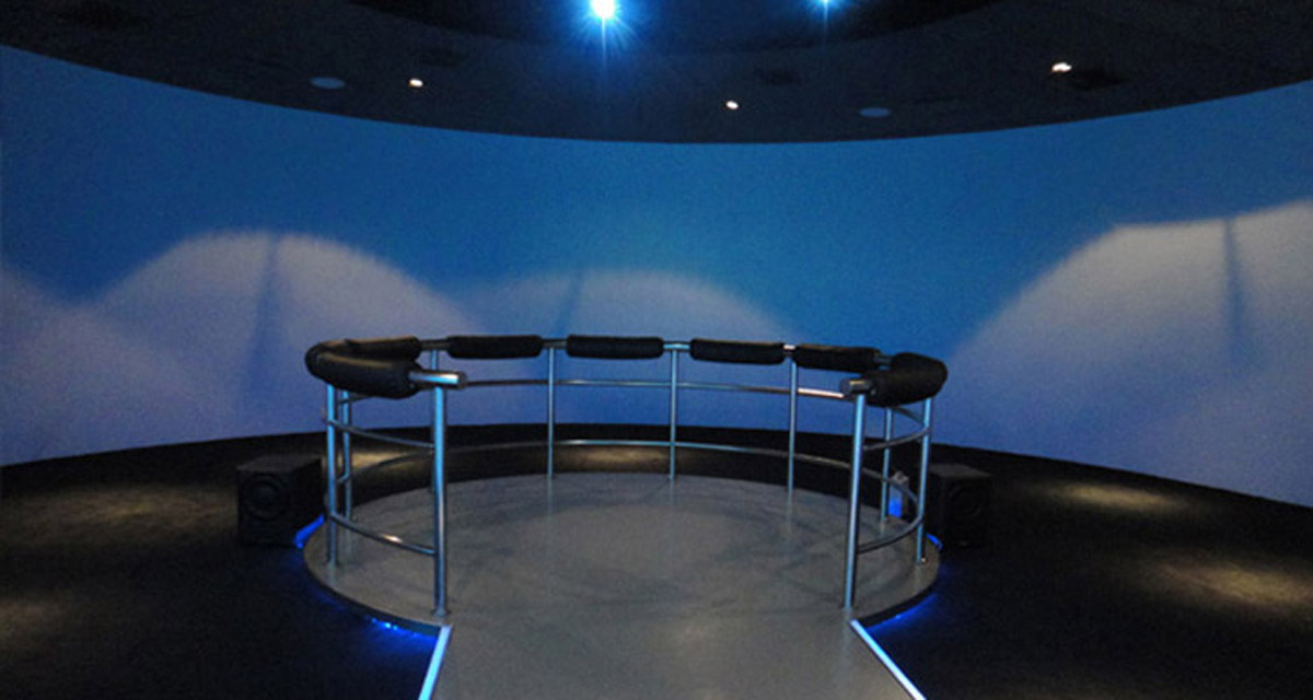 科普教育影院,企业展厅等提供弧形360°环幕.jpg