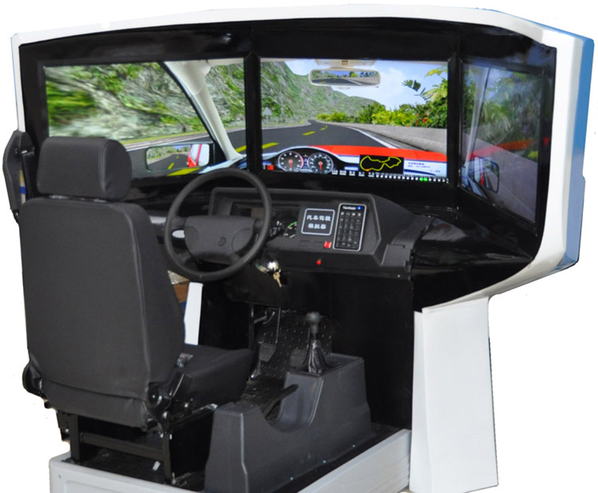 科普教育三屏汽车驾驶模拟器.jpg