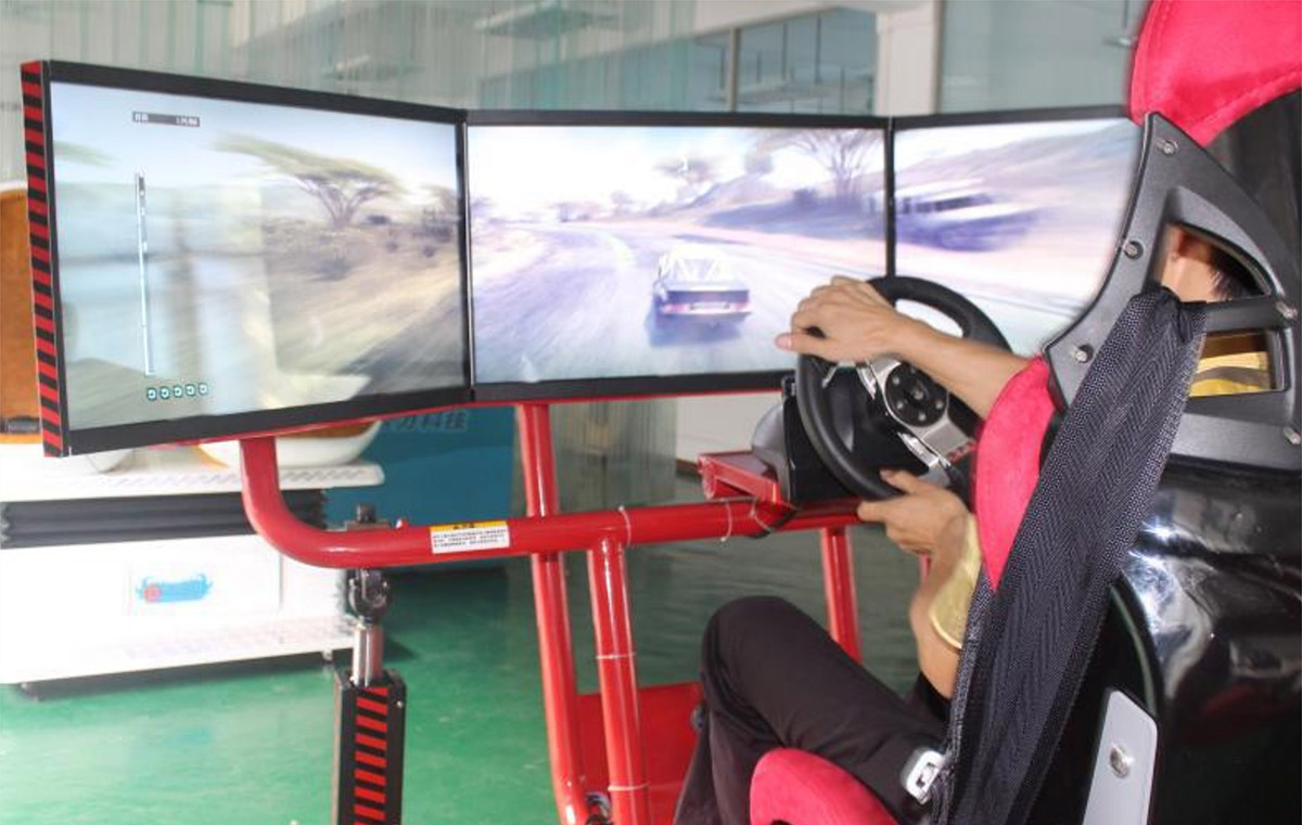 北川科普教育F1三屏实感模拟赛车