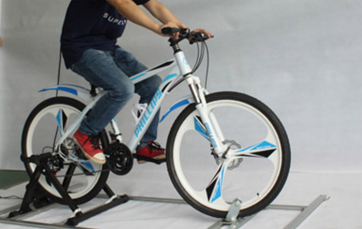 黄龙科普教育VR自行车